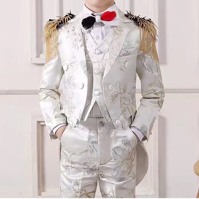 Traje para bautizo de niño Gitano