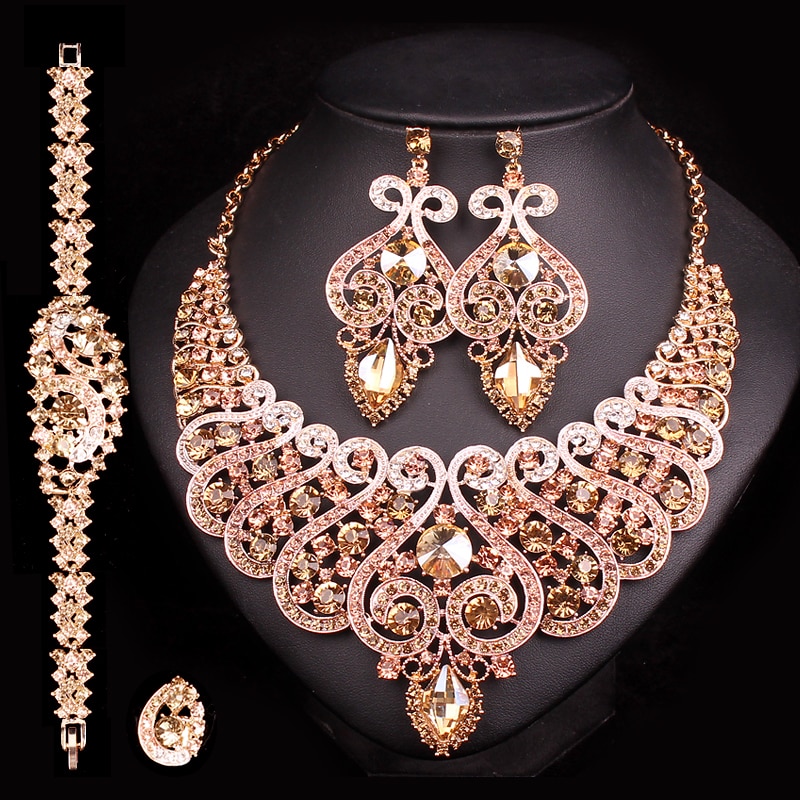 Pendientes y Collares para boda gitana