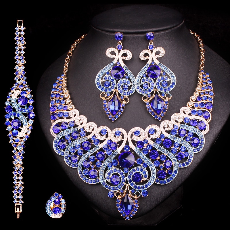 Pendientes y Collares para boda gitana